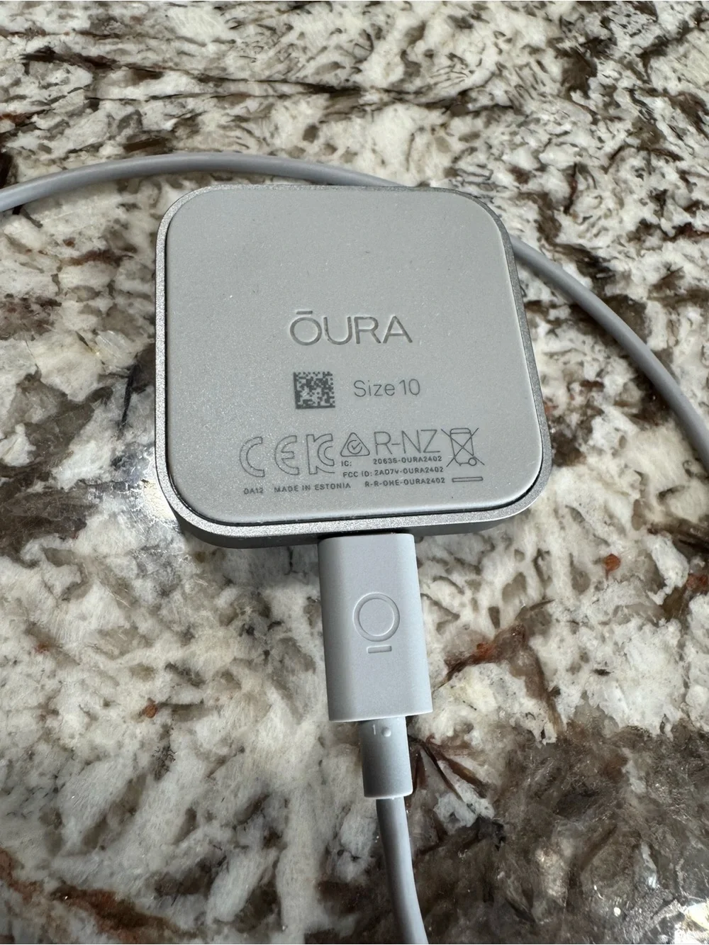 Oura Ring 4 Ceramic Tide Size 10